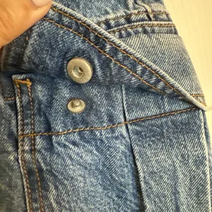 Abercrombie & Fitch High Rise‎ Mini Skirt Size 28 / 6 Denim Side Pockets 90s EUC thumbnail 4