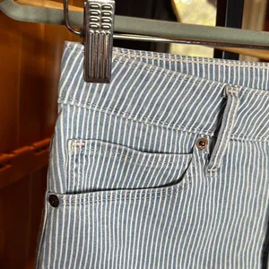 Abercrombie & Fitch Simone High Rise Striped Denim Shorts Blue White Size 26 thumbnail 5