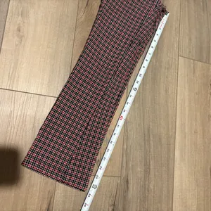 Urban Outfitters Plaid Stretch Crop Kick Flare Pants‎ red black Sz 0 thumbnail 9