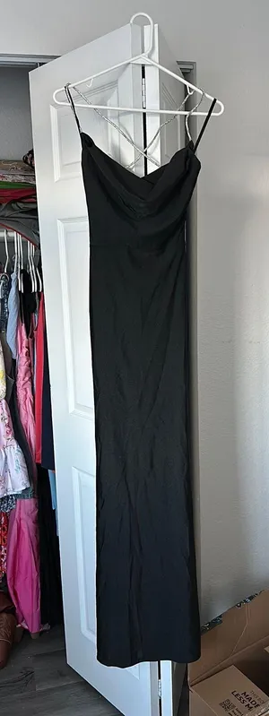 Black Evening Gown Size XS thumbnail 2