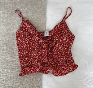 Princess Polly Ribbed Crop Top thumbnail 1