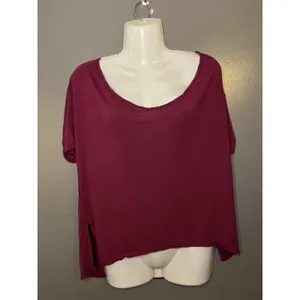 We The Free Shirt Womens Small Red Scoop Neck Short Sleeve Relaxed Tee Top thumbnail 2