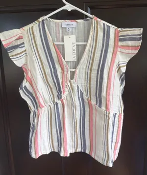 NWT EVEREVE Calla Gauze Flutter Sleeve Top Size Medium thumbnail 1