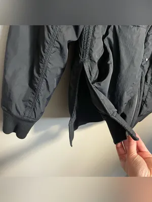 Lululemon 3-in-1 Insulated Bomber Jacket Black Size 4 (No vest) thumbnail 4