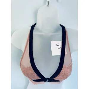 Victoria's Secret Bralette XS Beige and Black Velvet Trim Feminine Lace thumbnail 4