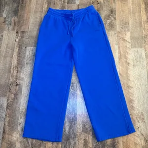 Aritzia blue sweatpants thumbnail 4