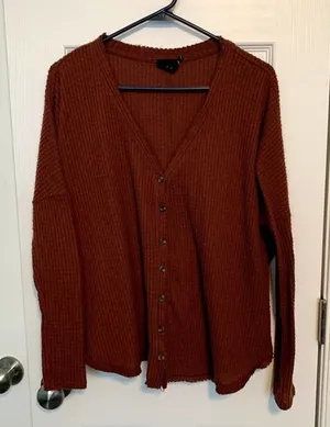 Out From Under Rust Oversized Thermal Button Front Top Women's Size Small‎ thumbnail 1
