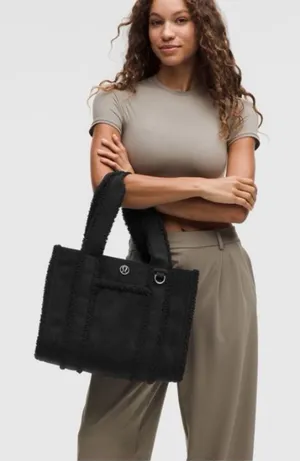 Lululemon Boxy Tote Bag 10L Faux Shearling Trims black sold out online NWT thumbnail 1