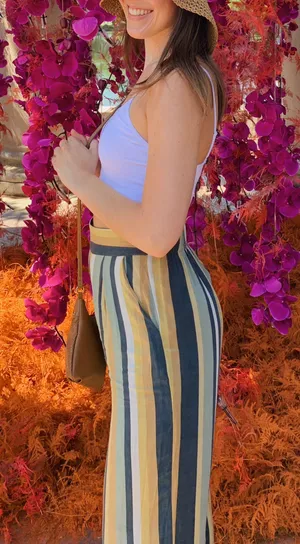 Oysho Capri Flowy Pants thumbnail 1