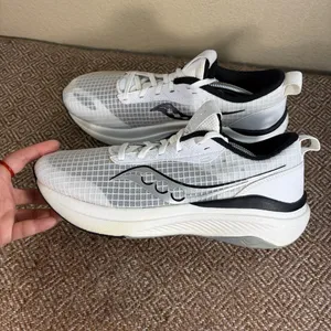 Saucony Freedom Crossport Women’s Sz 9.5 White Running Shoes Sneakers Gorpcore thumbnail 3