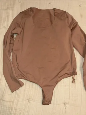 Skims Kim Kardashian Essentials Scoop Neck Long Sleeve Bodysuit size 4X/5X thumbnail 2