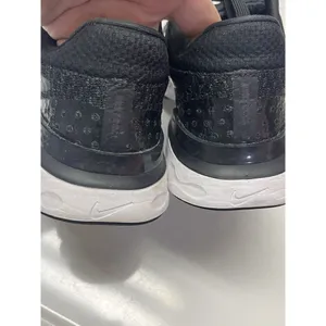 Nike Black White Women’s Flyknit Laced Sneakers DD3024-001 8M thumbnail 13