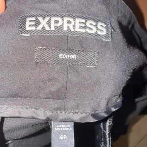 Express 'Editor' Mid-Rise Boot Cut Dress Pant in Black Twill Size 6 Regular thumbnail 11