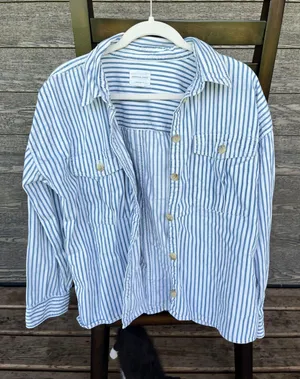 American Eagle Outfitters Buttoned Cardigan thumbnail 1