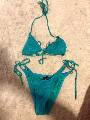 Triangl Bikini thumbnail 1