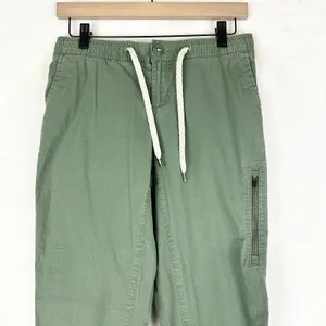 Vuori Women's Ripstop Pant Size Medium Army Green Outdoor Hiking thumbnail 3