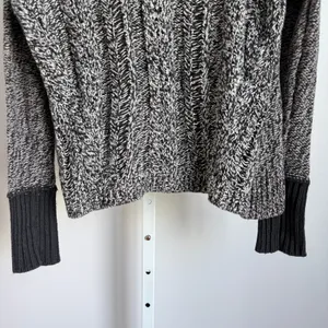 American Eagle Outfitters Sweater Knit Black White‎ sz M Preppy Casual thumbnail 3
