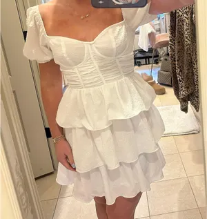Pretty Little Thing White Dress thumbnail 3
