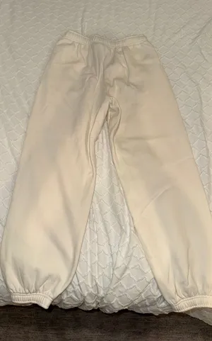 Aritzia Cream Mega Fit Cozy Fleece Sweatpants thumbnail 1