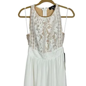 Lulu’s Forever & Always White Lace Maxi Dress Sz XS NWT Bridesmaid Formal thumbnail 9