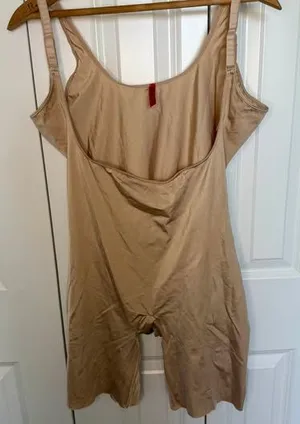 Spanx Mid-Thigh Bodysuit Size 1X thumbnail 1