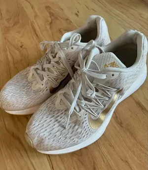 Nike sneakers size 7 white/off white winflo 5 thumbnail 1