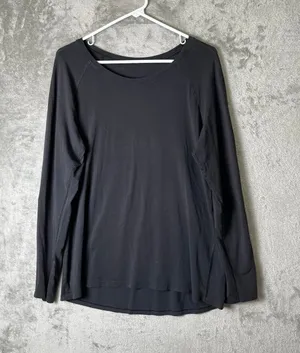Lululemon Black Long Sleeve Performance Running Top Women's Relaxed Athletic 10 thumbnail 1