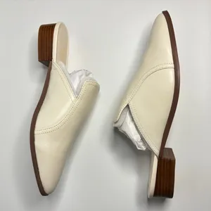42 GOLD by Chinese Laundry Rue Pointed Toe Mules in Ecru Soft Leather thumbnail 7