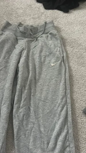 Nike Grey Sweatpants thumbnail 3