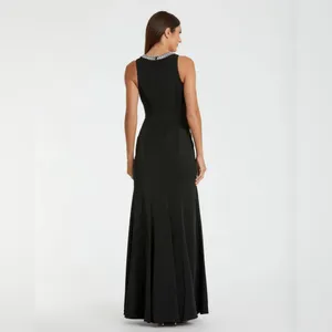 Mac Duggal‎ NWT Stunning Embellish Neck Sweep Train Trumpet Gown Size 4 Black thumbnail 2