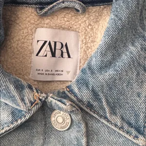 Zara Sherpa Lined Denim Jacket - Size S thumbnail 6