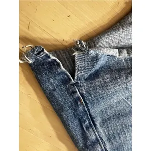 Abercrombie & Fitch The Mom Shorts High Rise Blue Denim Size 27/4 Cotton Slit thumbnail 6