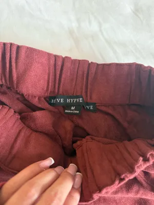 maroon skirt Size M thumbnail 3