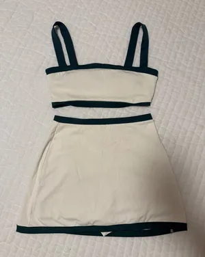 Reformation active Adelina ecomove two piece set thumbnail 1