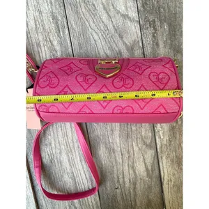 Juicy Couture | Pink Heart Logo Crossbody Bag & Card Holder Set thumbnail 5