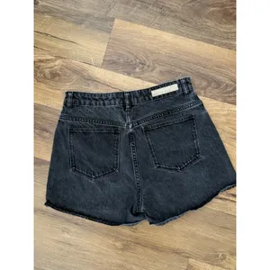 White Fox Little Liar Denim Shorts Women Medium Black Acid Wash Raw Hem Hi Rise thumbnail 3