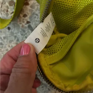 belt bag lululemon thumbnail 4
