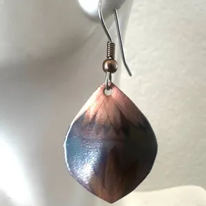 Hand thumbnail 2