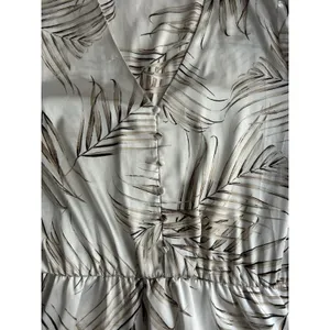 White House | Black Market Satin Feel Peplum Blouse Palm Print Bell Sleeve Boho Coastal Ivory Size M thumbnail 13
