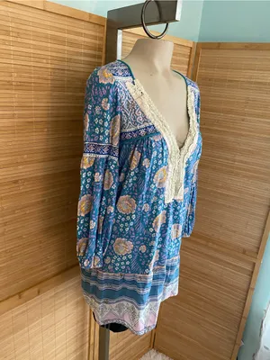 Free People boho Blue Purple Floral Tunic Lace trim Boho Cute 3/4 sleeve medium thumbnail 3