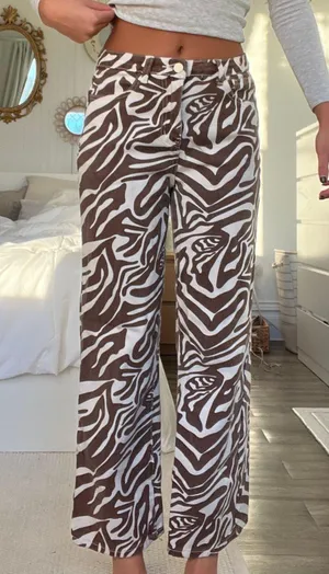 SheIn Zebra Straight Leg Jeans thumbnail 1