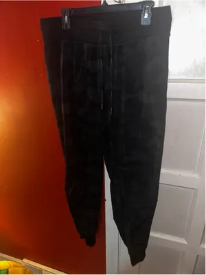 Lululemon Stretch High-Rise Joggers Black Camo Loungewear Athletic Activewear thumbnail 6