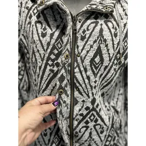 Billabong Light Gray/Black Aztec Zip Up‎ Fabric Hood Jacket Size S Pocket Logo thumbnail 3