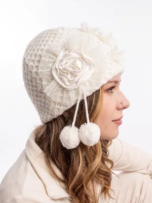 Betsey Johnson Winter Cloche hat Vintage Style Crochet Knit Beanie snow bunny thumbnail 1
