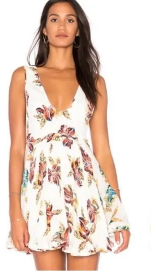 Free People Thought I Was‎ Dreamin Plunging V-Neck Floral Mini Dress Size Small thumbnail 1