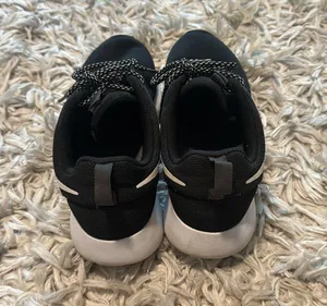 Nike Shoes thumbnail 2