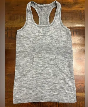 Lululemon Swiftly Tech Run Racerback Heathered Gray Tank Top Women'S Size 4 thumbnail 1
