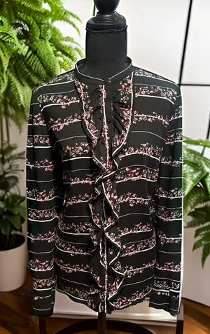 Size XL Worthington blouse with birds and flowers thumbnail 1