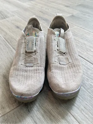 Nike Air VaporMax Flyknit Summit White Women's 11, Men’s 9.5 Sneakers CJ6741-100 thumbnail 2