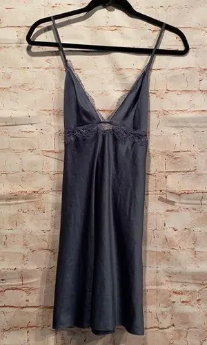 Victorias Secret night gown lace trim L purple thumbnail 1